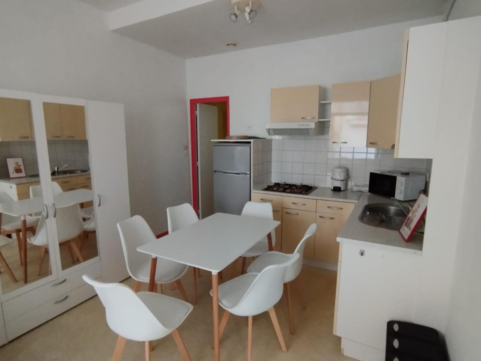 ++++ Central Charmant 70M2 Avec Balcon, Mer A 200 M Et Rue Pietonne A 300 M ++++ Berck Rum bild