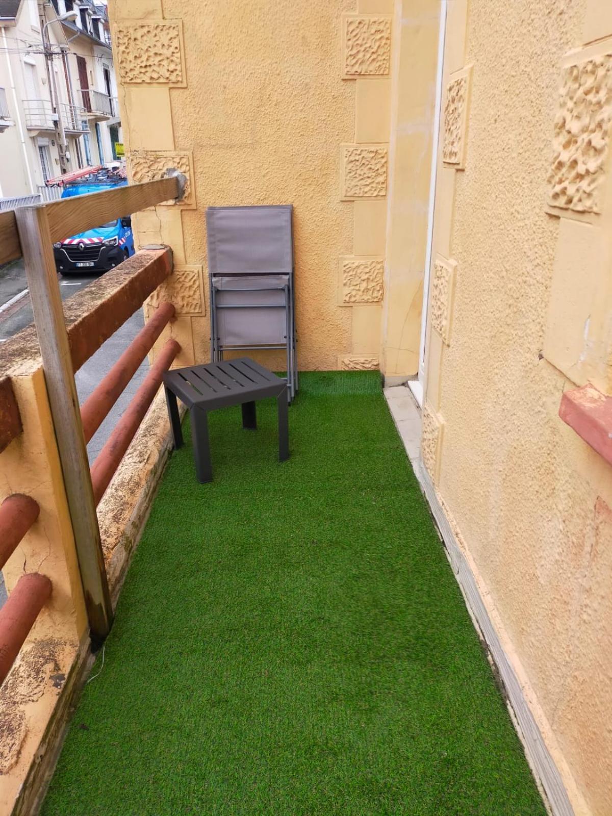 ++++ Central Charmant 70M2 Avec Balcon, Mer A 200 M Et Rue Pietonne A 300 M ++++ Berck Rum bild